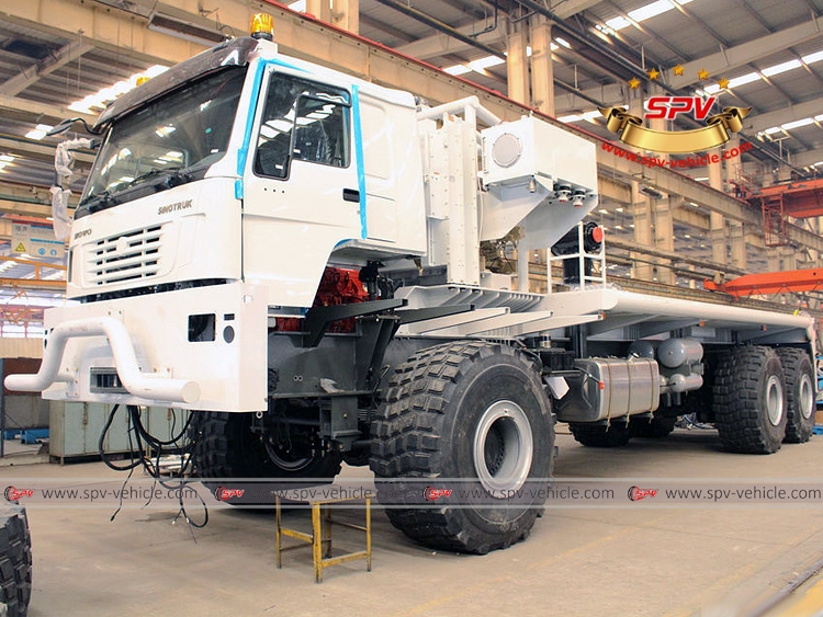 600 Hp Power Sinotruk Tractor Head-3